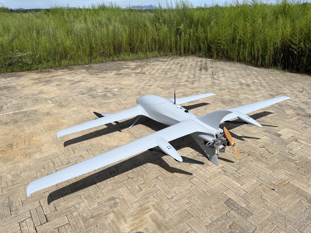 AT-G18Y Hybrid-Electric VTOL Fixed-Wing UAV photo 4